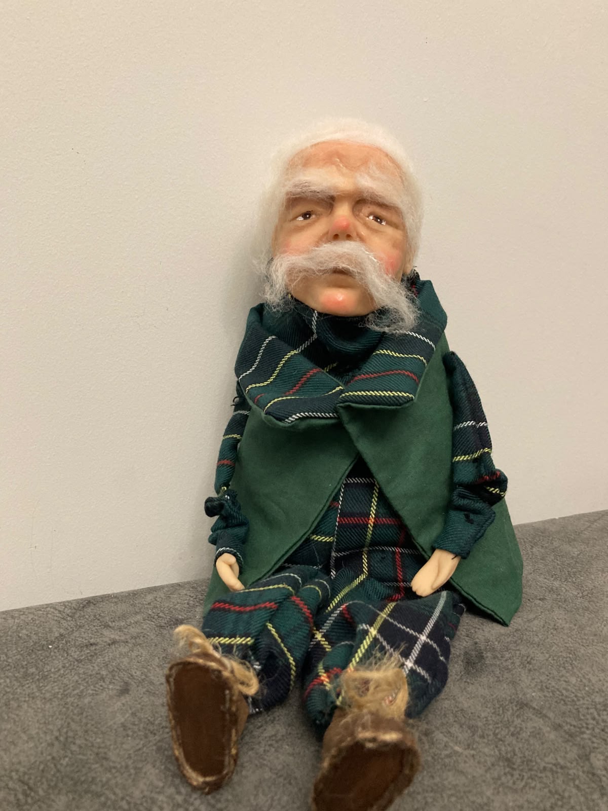 Old man in tartan